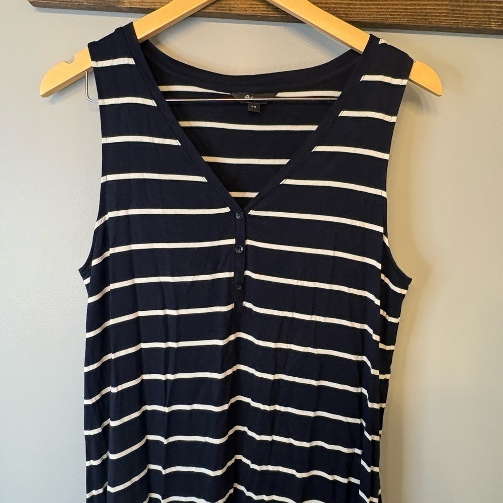 Reitmans White and Navy Stripped Sleeveless V-Neck Sundress size L - Picture 3 of 10